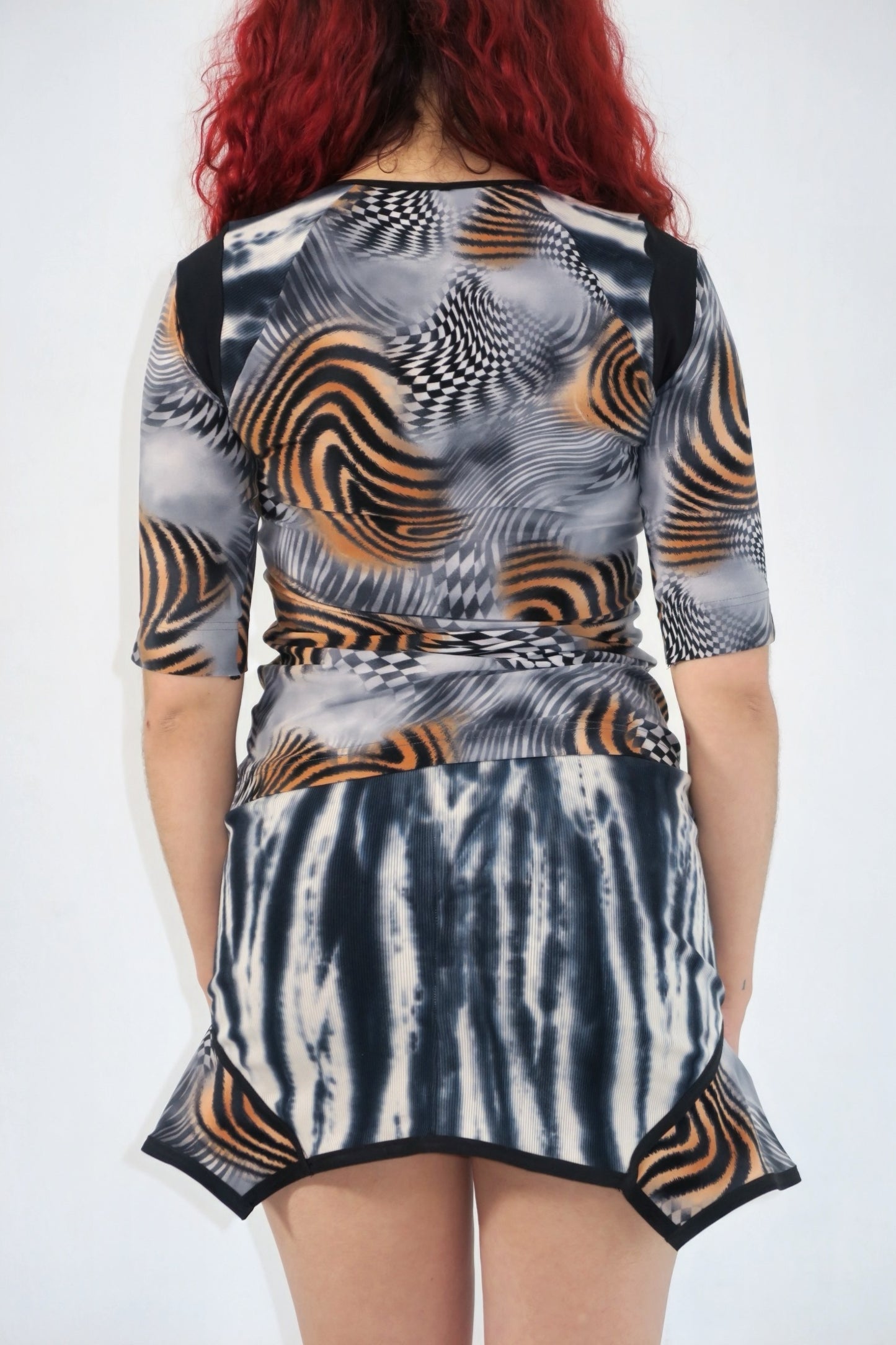 TRIPPY DIPPY TOP