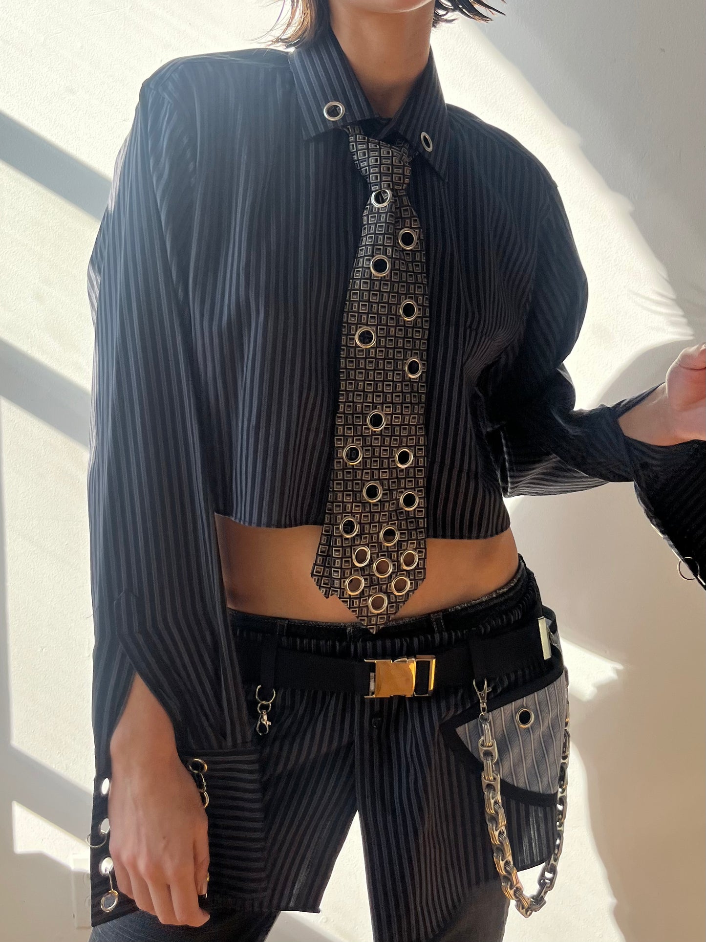 EYELET TIE 8