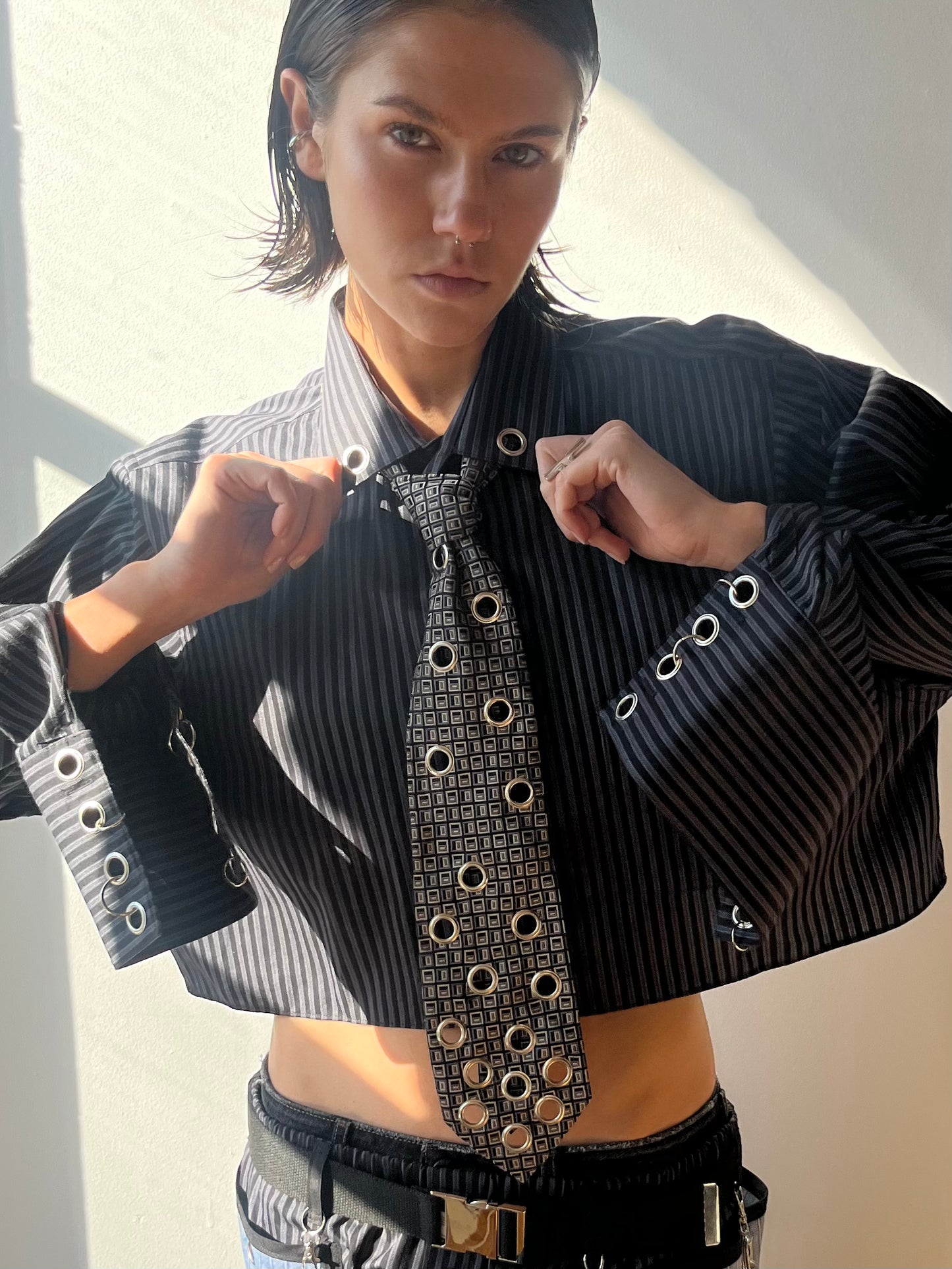 EYELET TIE 8