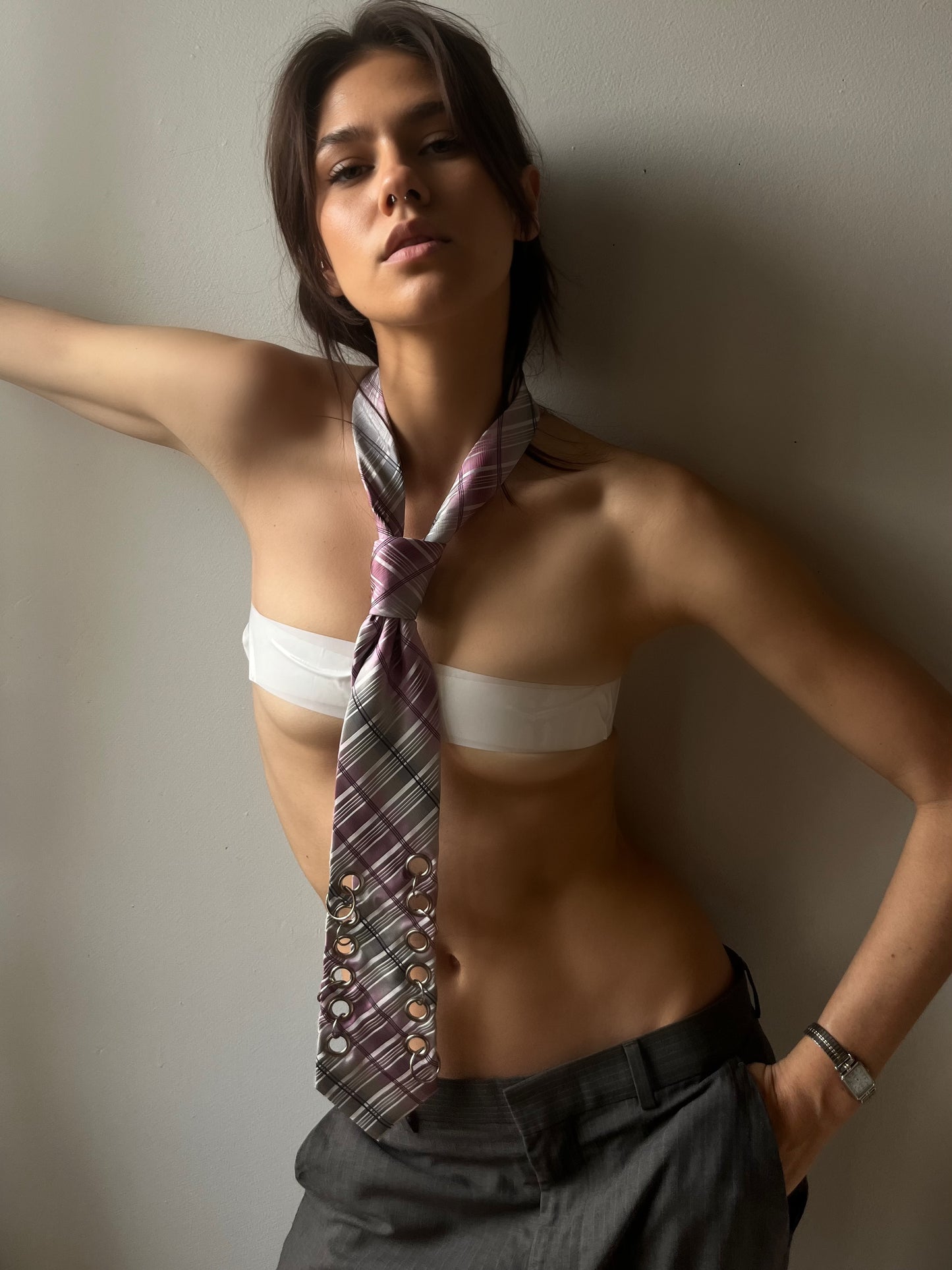 EYELET TIE 4