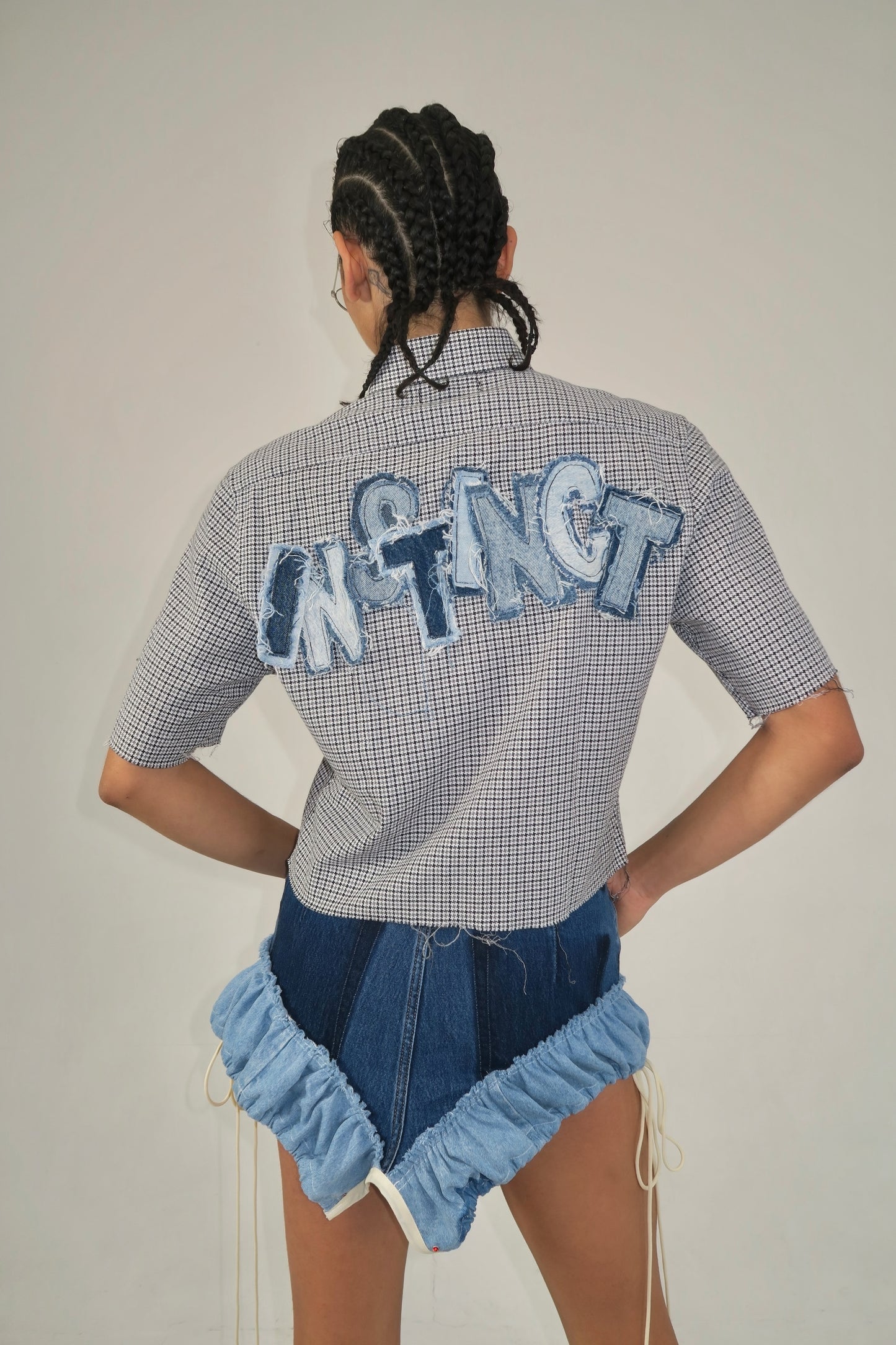EMBROIDERED SUITING TOP
