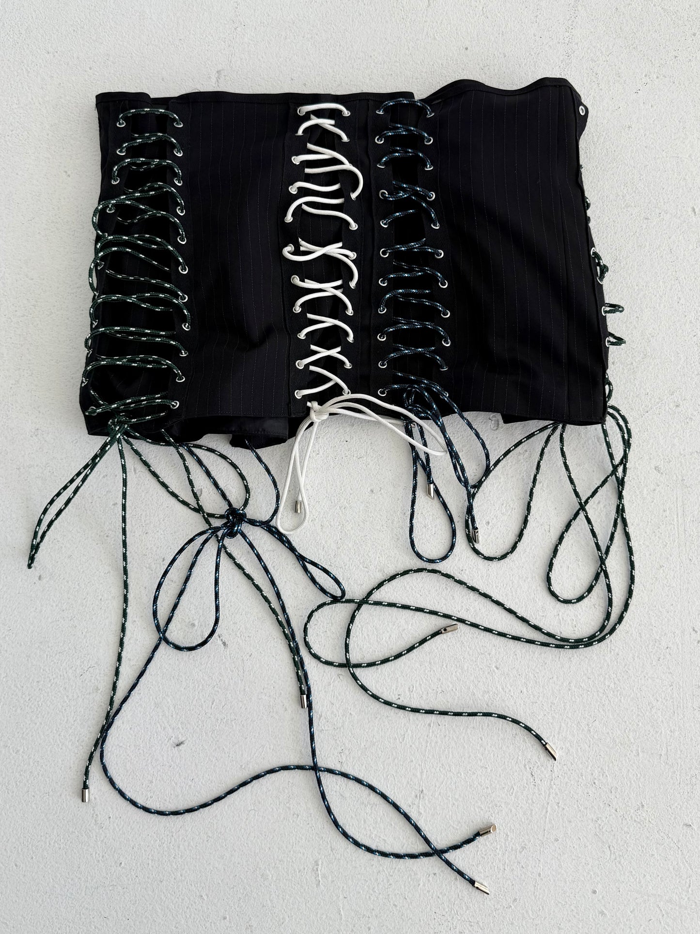 TIED UP SKIRT