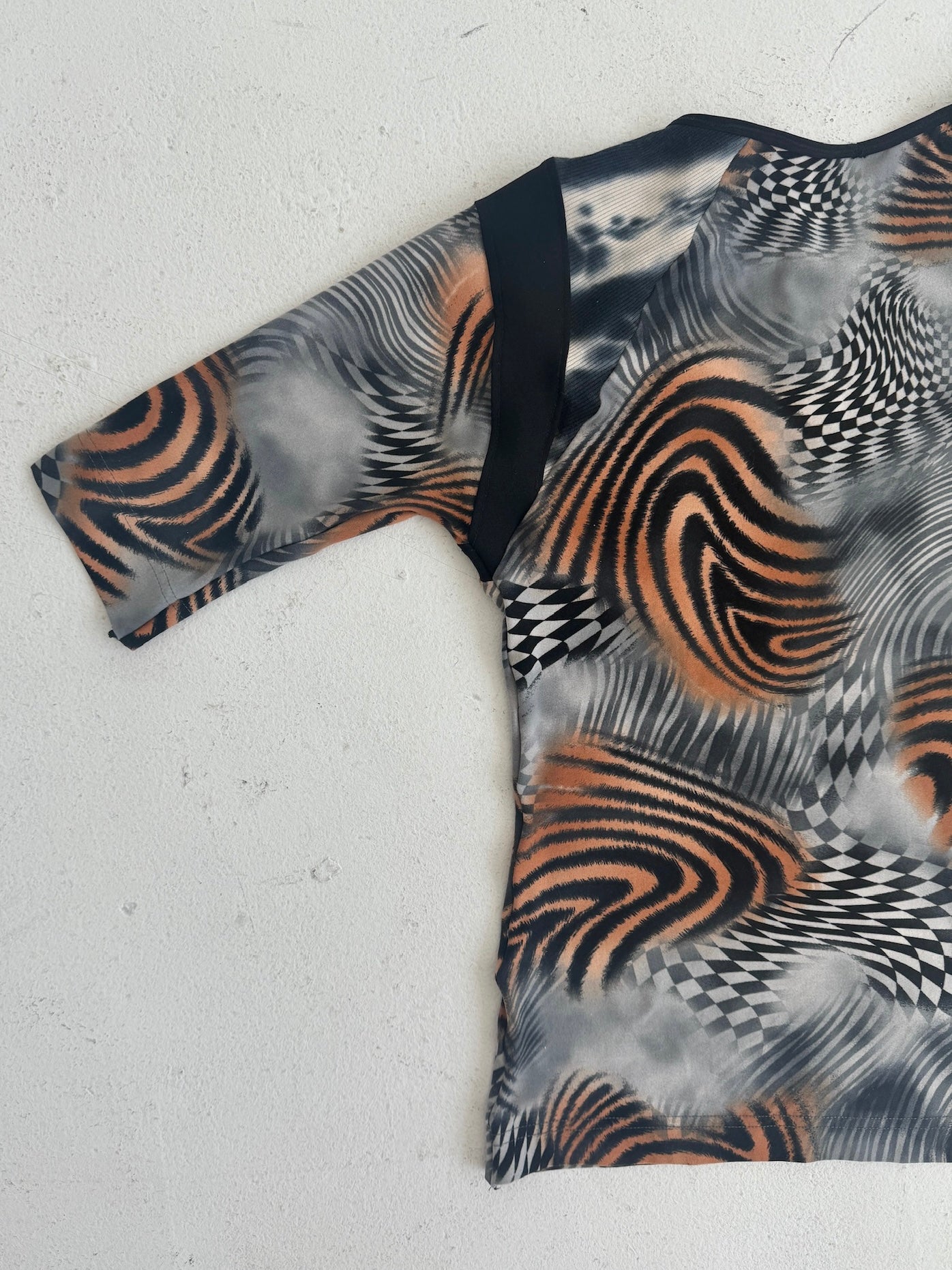 TRIPPY DIPPY TOP