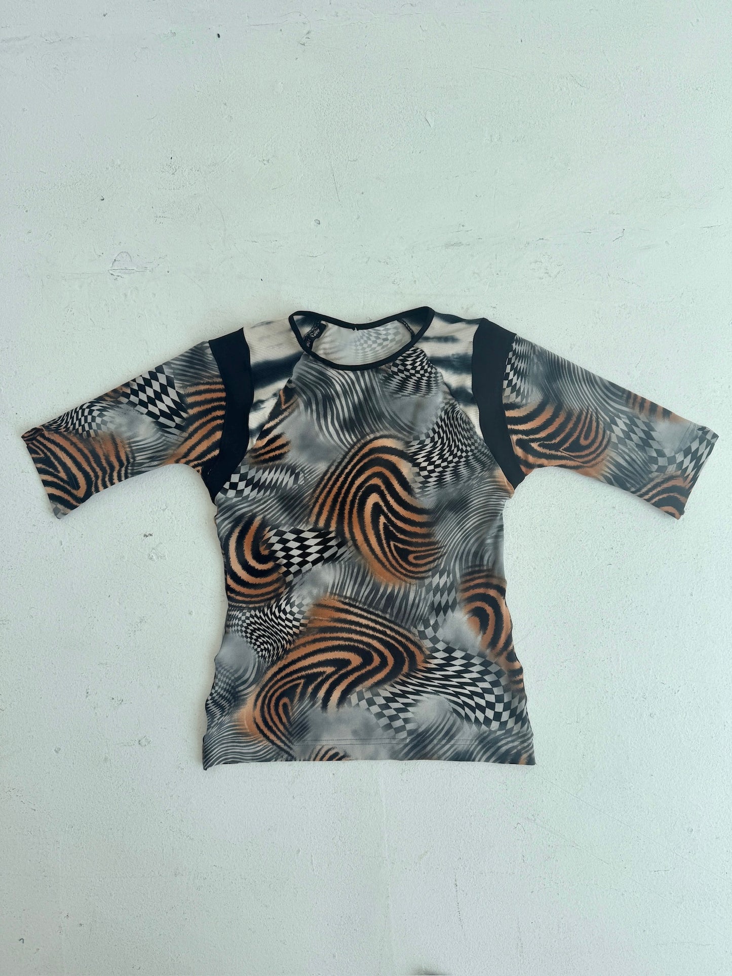 TRIPPY DIPPY TOP