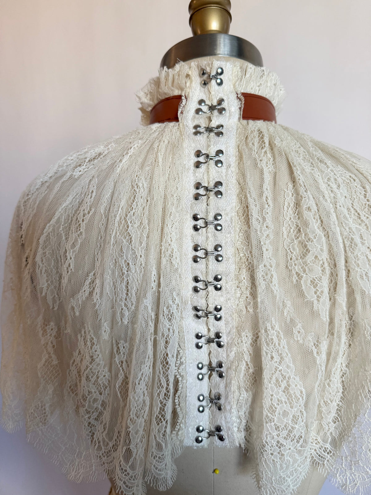 "THE BREAKDOWN" CAPELET