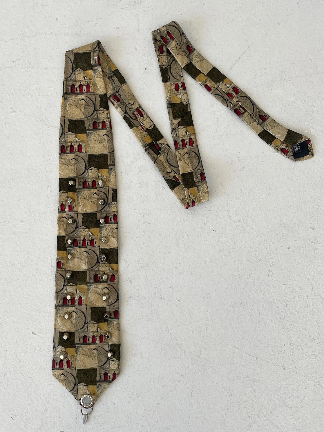 CHROME DOME STUD TIE