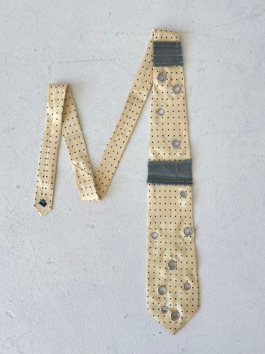 BUTTER ME UP EYELET TIE